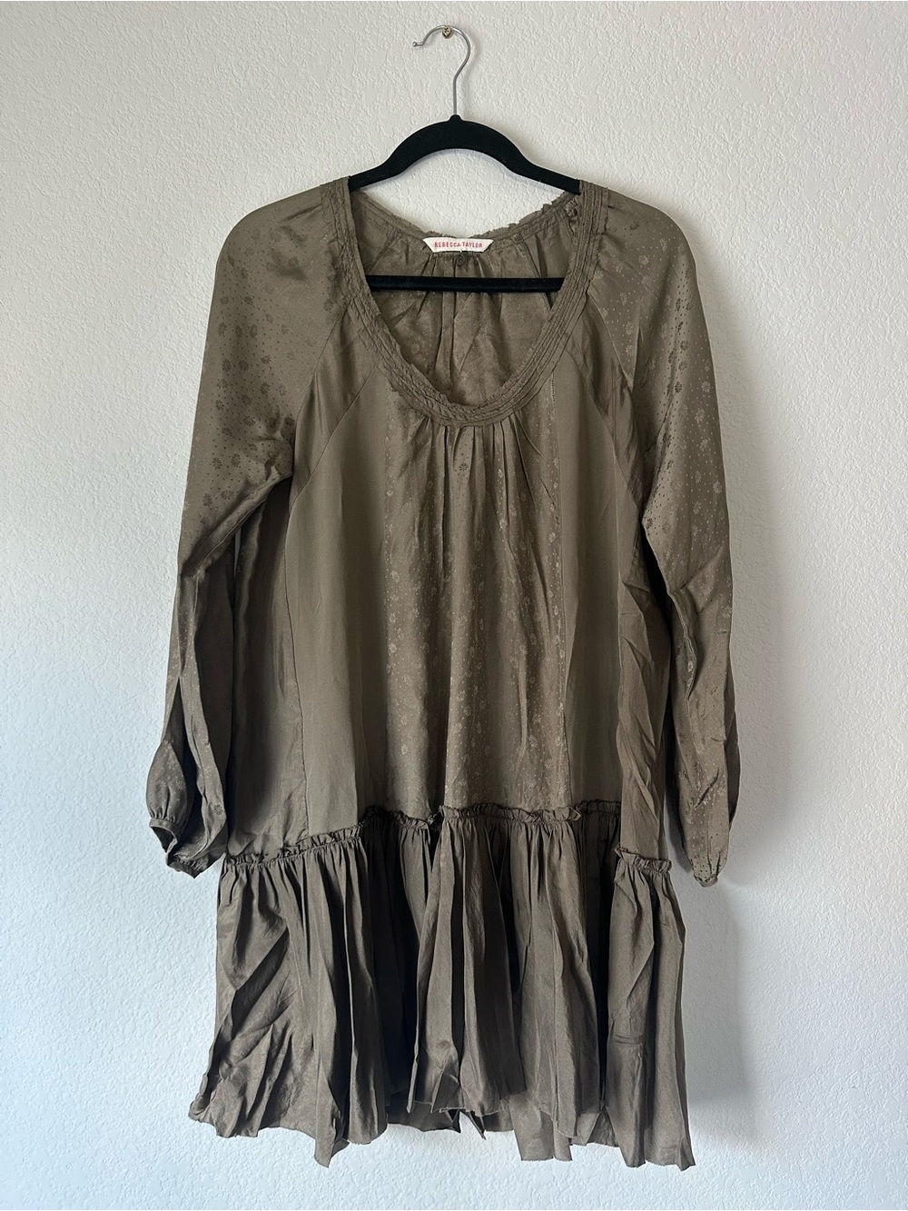 100% Silk Rebecca Taylor Shift Dress size 6